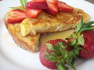 Gluten-Free French Toast With Xylitol Strawberry Syrup