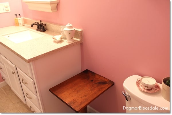 vintage decor in pink bathroom