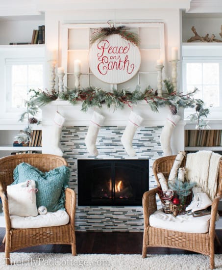 Most Beautiful Christmas Cottage Decor Ideas - Dagmar Bleasdale