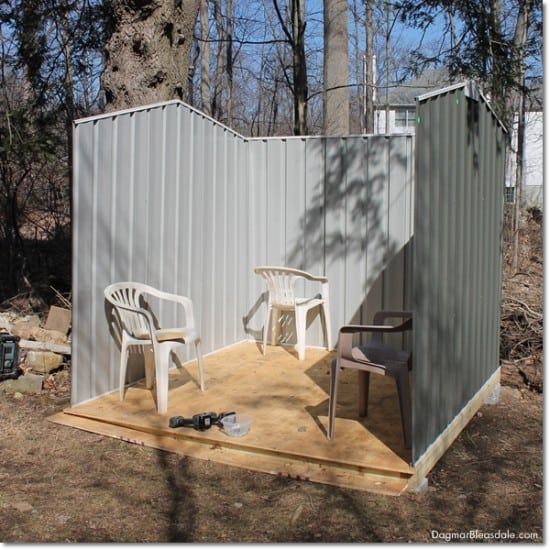 S&P 500 closes 1% lower, Nasdaq sheds 1.7% on Wednesday amid corporate profit worries