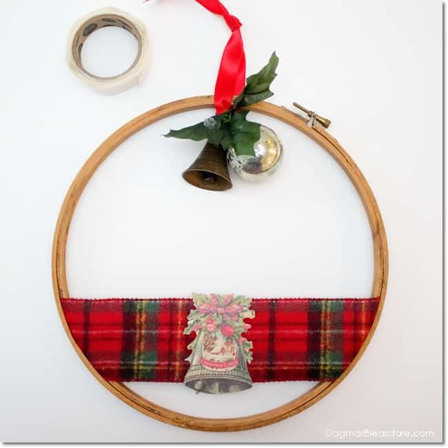 Easy DIY embroidery hoop gift