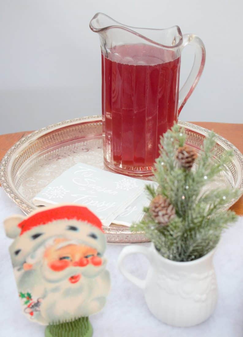 Holiday Tablescape & Spiced Tangerine Emergen-C Mocktail ...