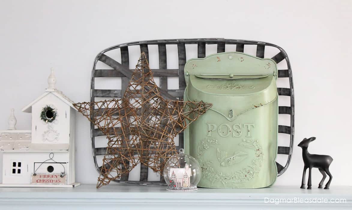 tobacco tray basket with vintage mail box and star